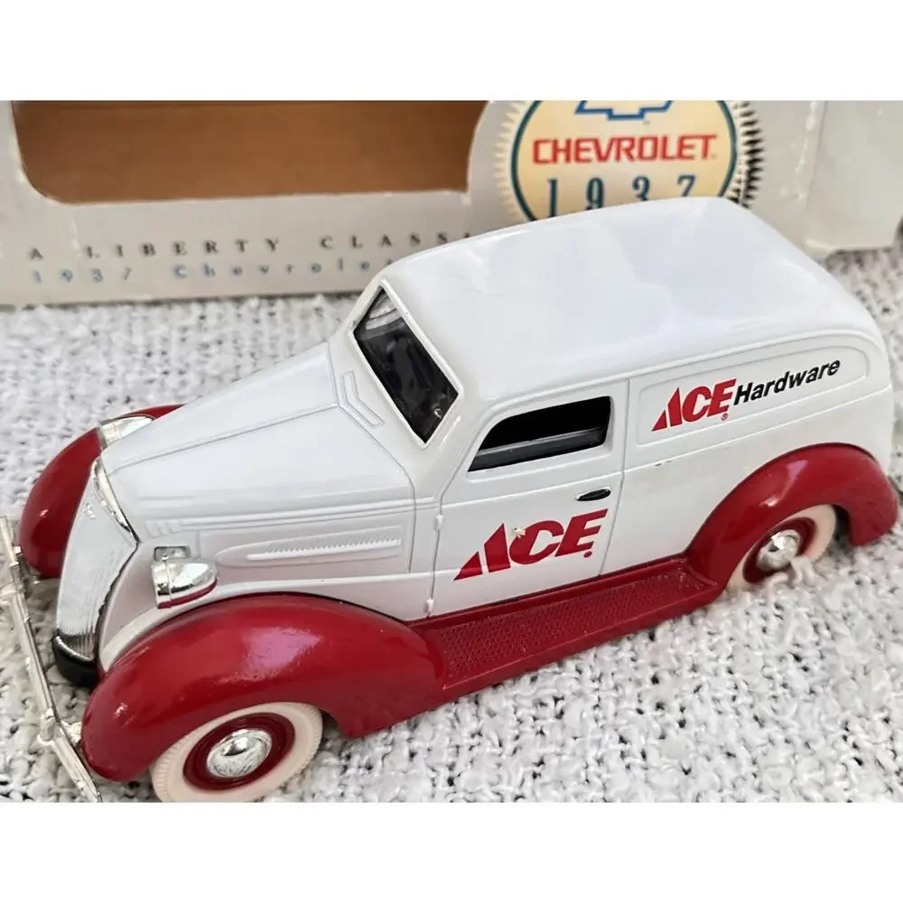 A10 Liberty Classic 1937 Chevrolet Panel Truck Bank ACE Hardware Diecast